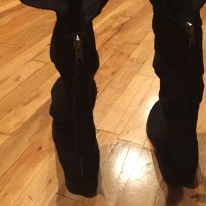 Justice black Suede boots